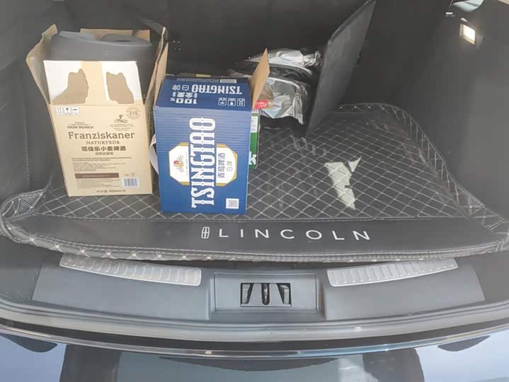 Фото 4 - Lincoln Corsair