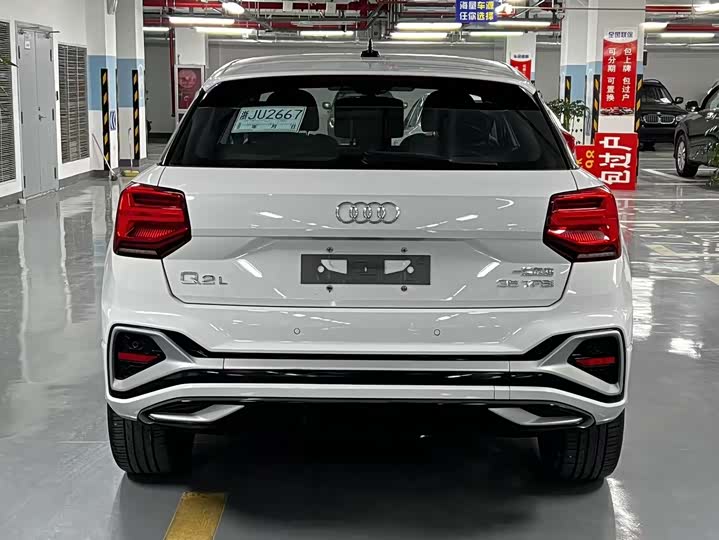 Фото 4 - Audi Q2L