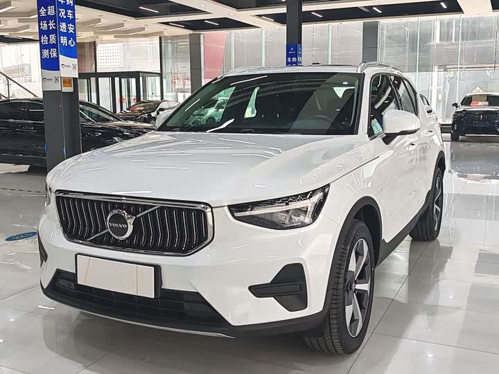 Volvo XC40 2024 2024款 B4 四驱智远豪华版