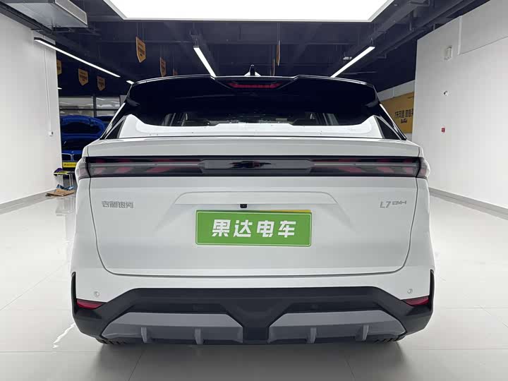 Фото 6 - Geely Galaxy L7