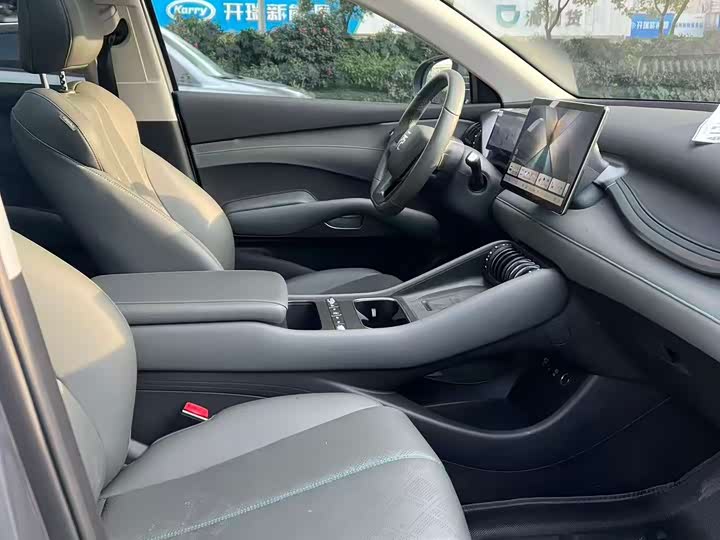 Фото 5 - BYD Yuan Plus