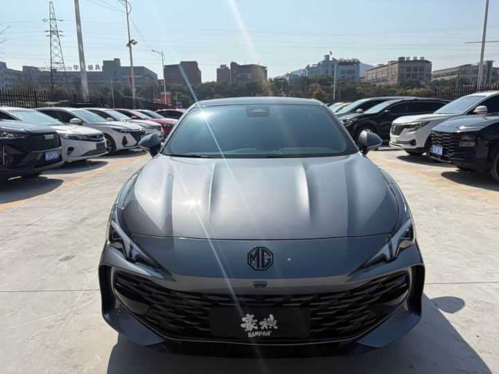 Фото 2 - MG Motor 7