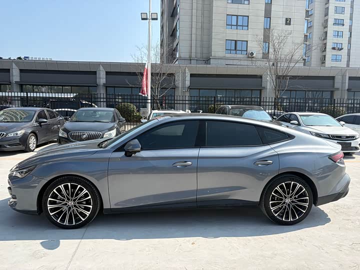 Фото 5 - MG Motor 7