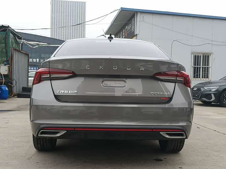 Фото 7 - Skoda Octavia Pro