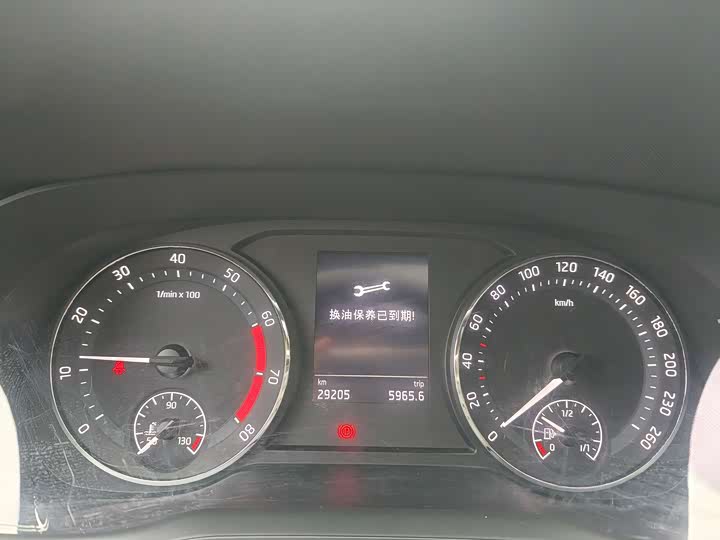 Фото 9 - Skoda Octavia Pro