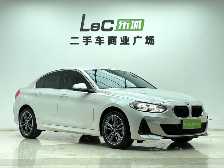 Фото 3 - BMW 1 Series