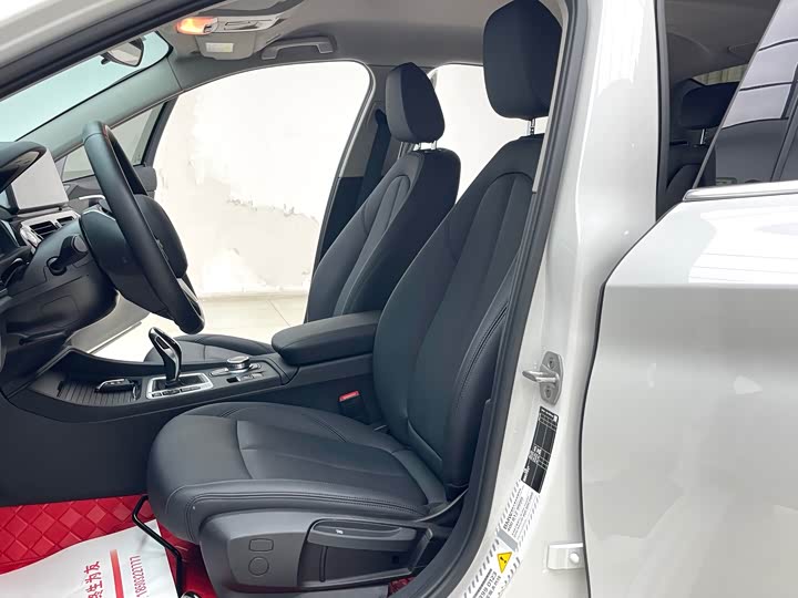 Фото 8 - BMW 1 Series