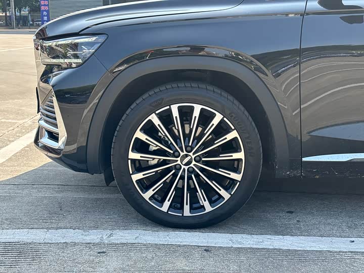 Фото 7 - Geely Monjaro