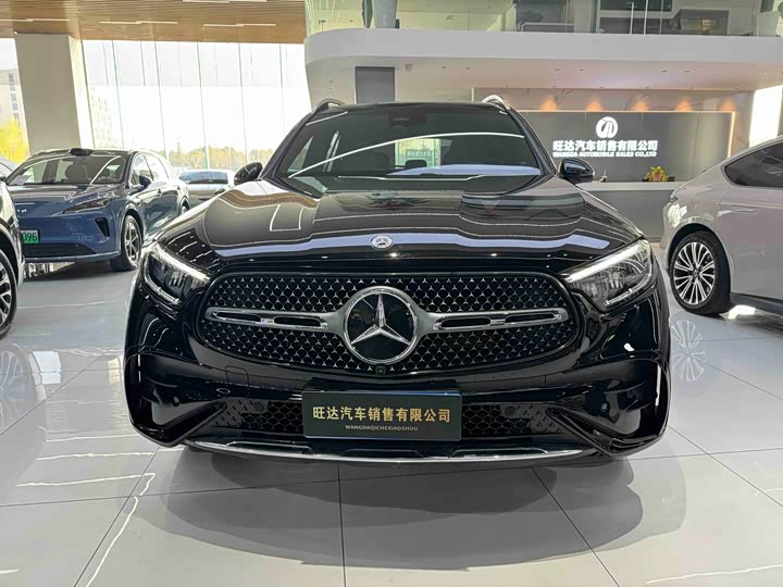 Photo 2 - Mercedes-Benz GLC-Class