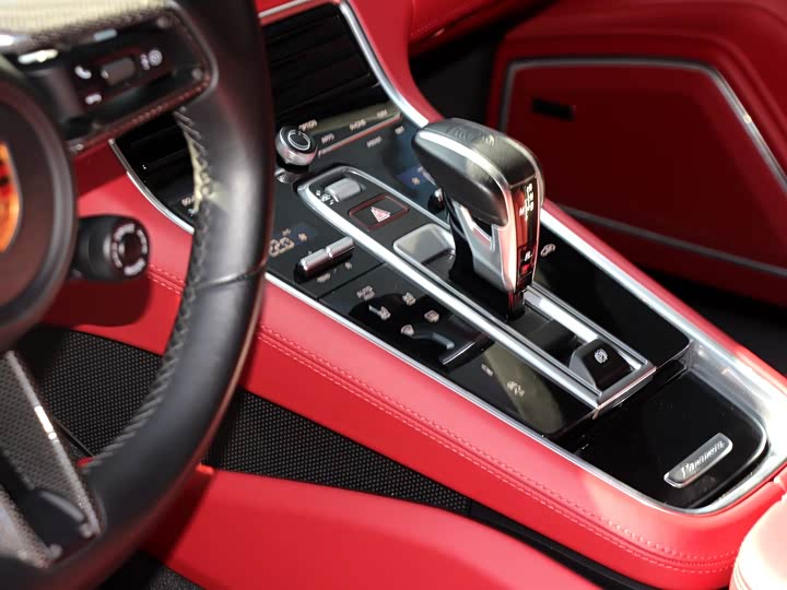 Фото 3 - Porsche Panamera