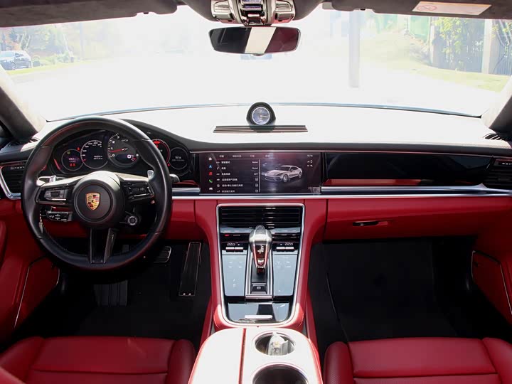 Фото 9 - Porsche Panamera