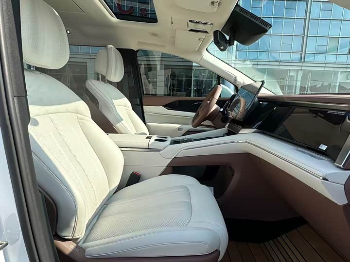 Фото 8 - BYD Xia