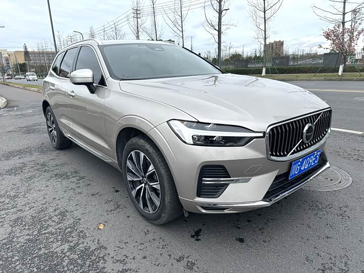 Фото 2 - Volvo XC60