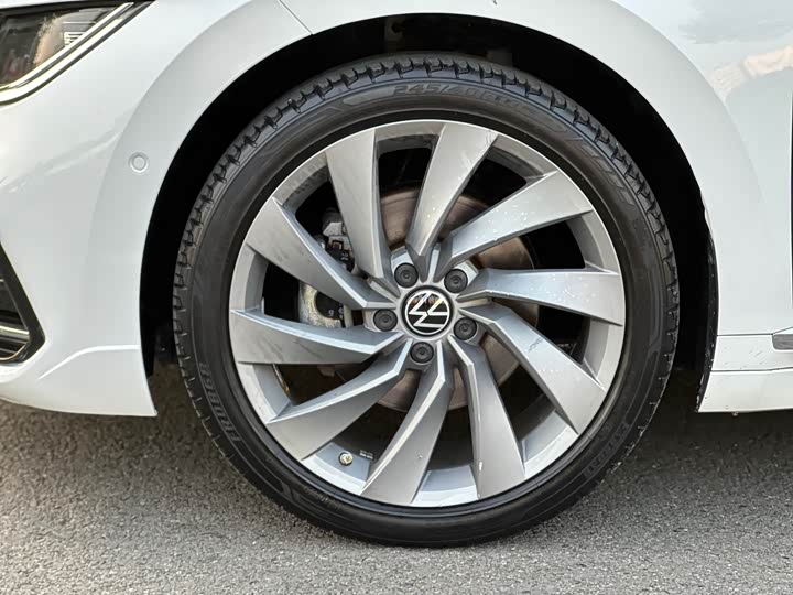 Фото 8 - Volkswagen CC