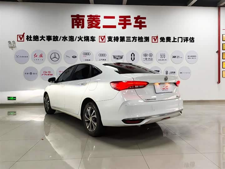 Photo 7 - Buick Verano