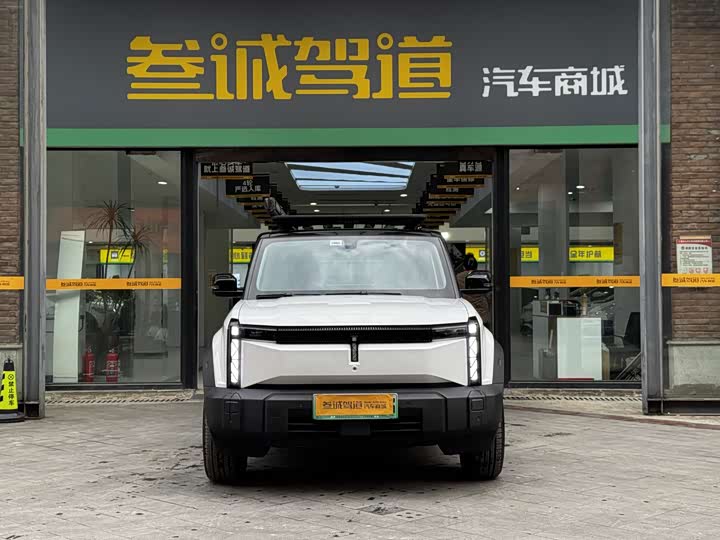 Фото 2 - Chery iCar 03