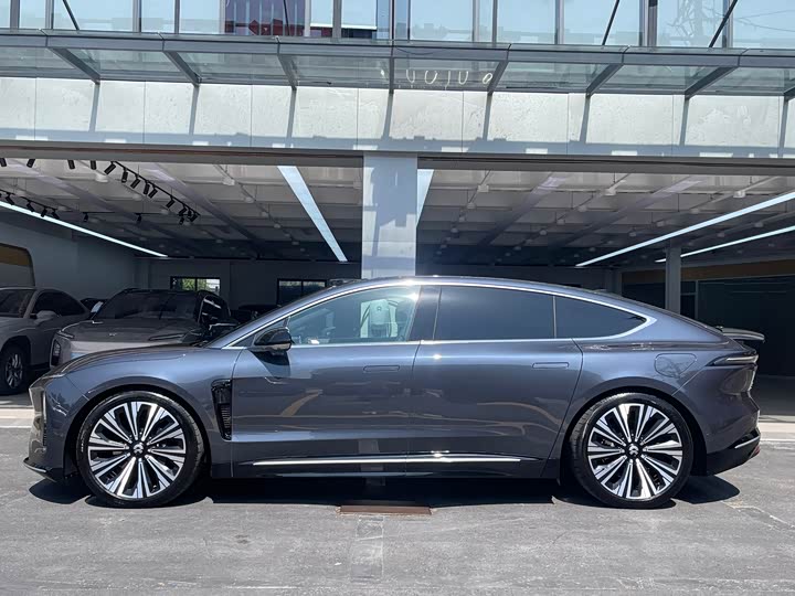 Фото 4 - Nio ET9