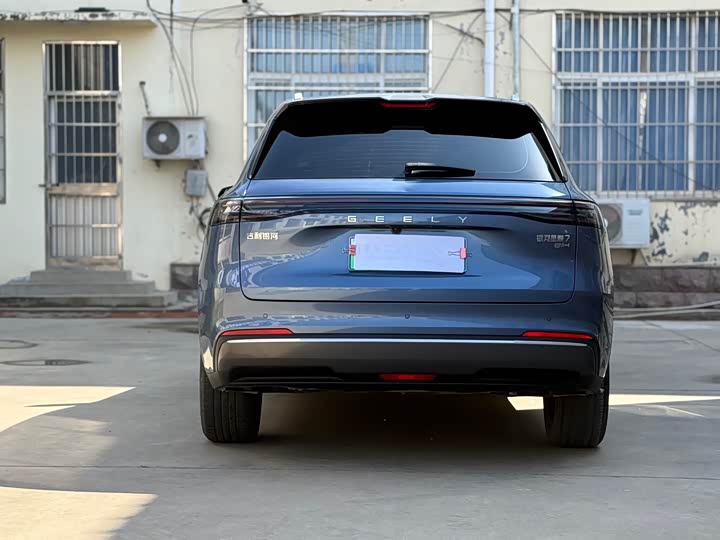 Фото 8 - Geely Galaxy Starship 7