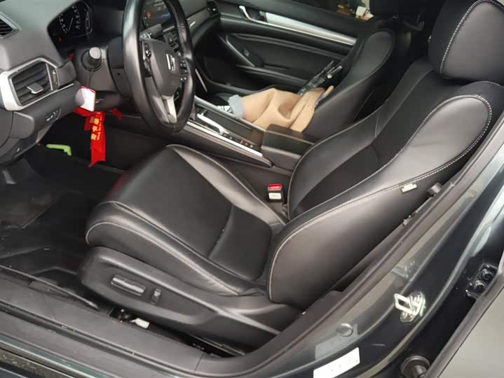 Фото 9 - Honda Inspire