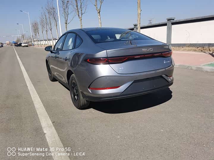 Фото 4 - BYD Qin Plus