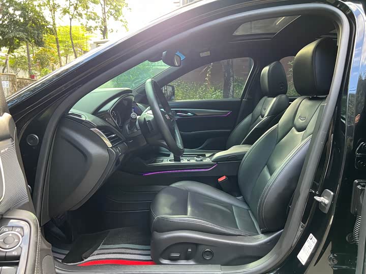 Photo 4 - Cadillac CT5