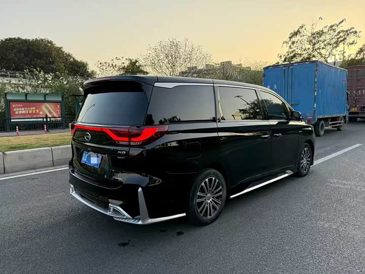 Фото 3 - GAC Trumpchi M8