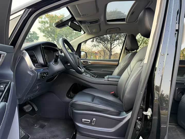 Фото 5 - GAC Trumpchi M8