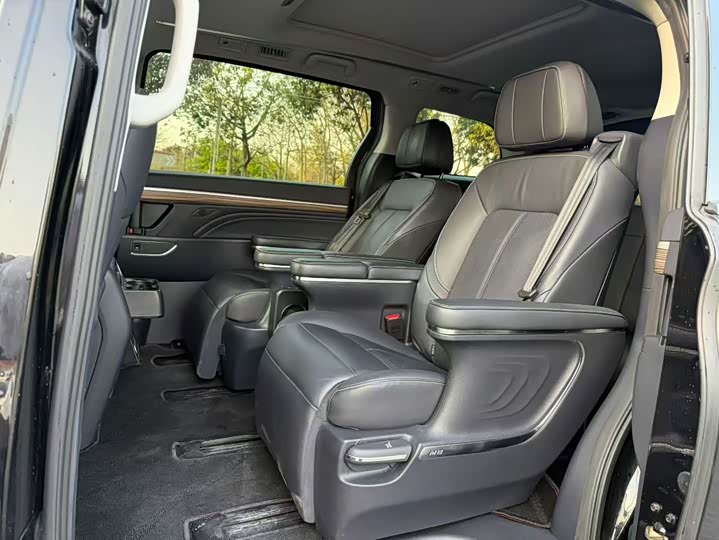 Фото 6 - GAC Trumpchi M8