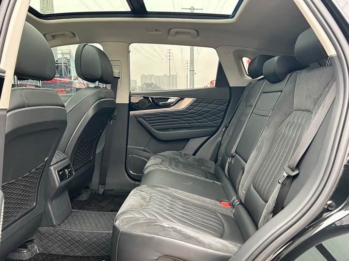 Фото 8 - Hongqi HS5