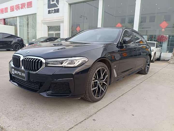 Фото 1 - BMW 5 Series