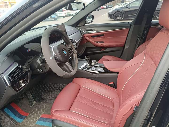 Фото 9 - BMW 5 Series