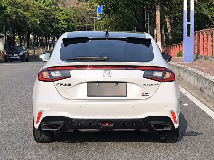 Фото 6 - Honda Integra