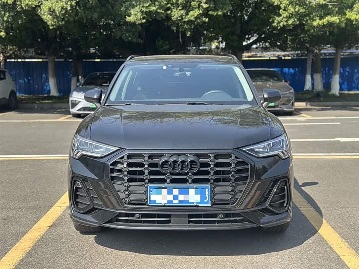 Фото 2 - Audi Q3