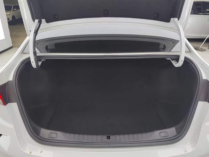 Фото 4 - Buick Verano