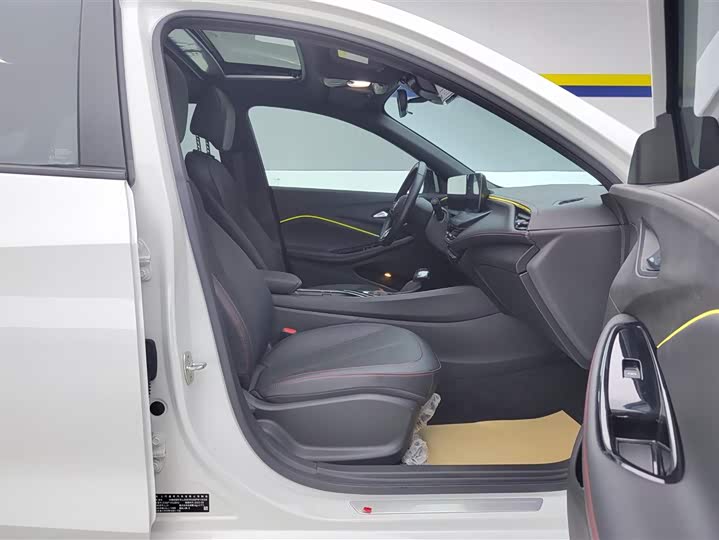 Фото 8 - Buick Verano