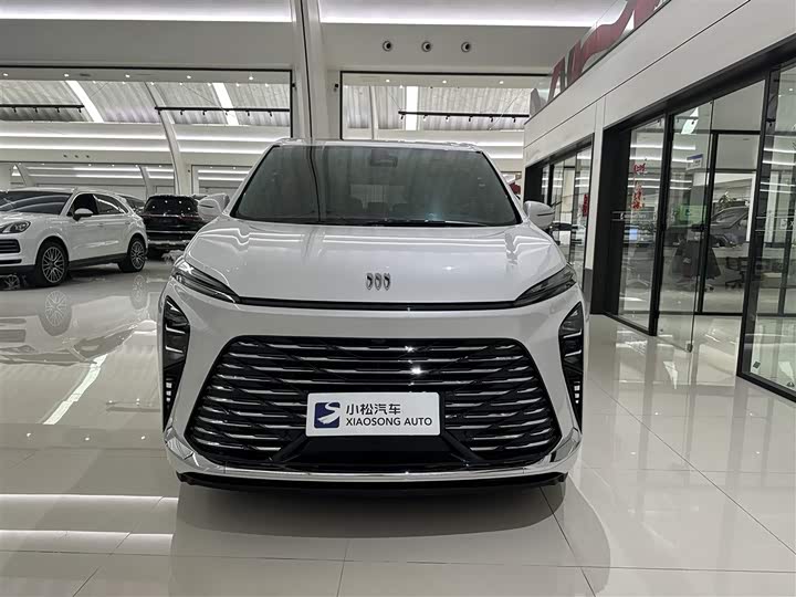 Фото 3 - Buick GL8 ES