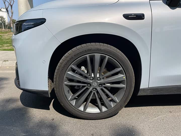 Фото 8 - Leapmotor C16