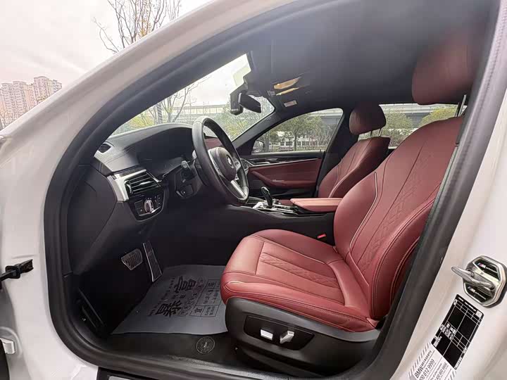 Фото 4 - BMW 5 Series