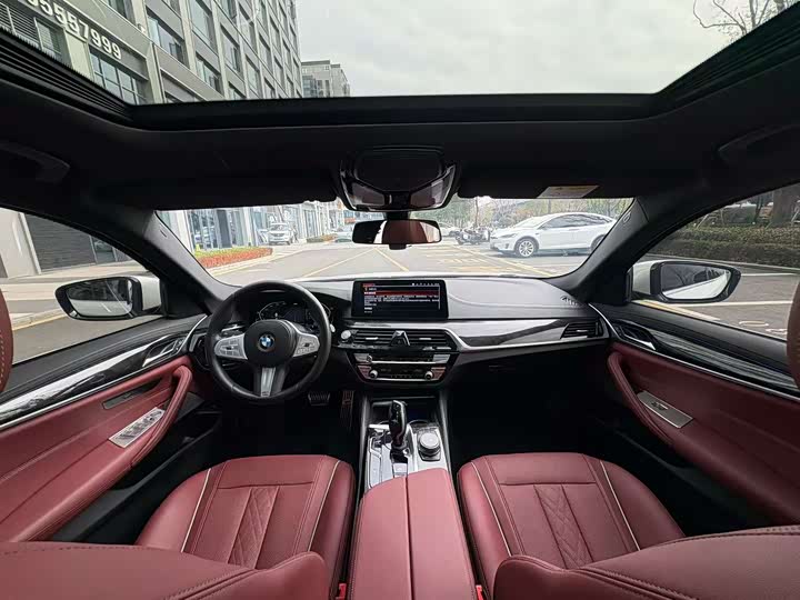 Фото 6 - BMW 5 Series