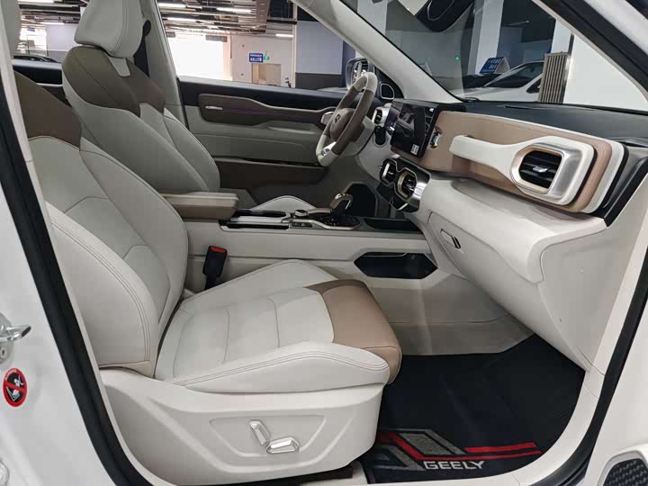 Фото 7 - Geely Icon