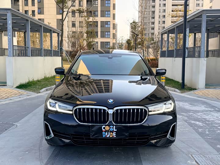 Фото 2 - BMW 5 Series