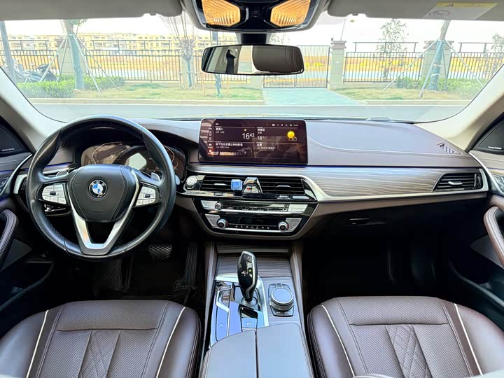 Фото 6 - BMW 5 Series