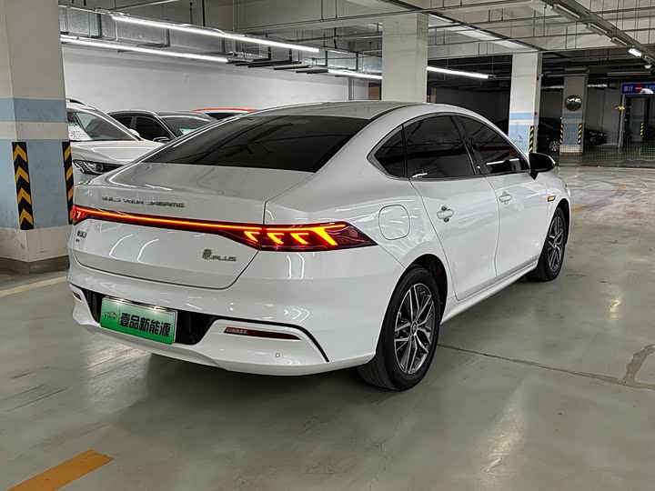 Фото 6 - BYD Qin Plus