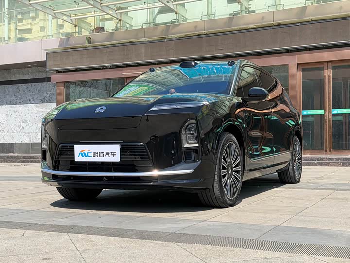 Фото 1 - Nio ES8