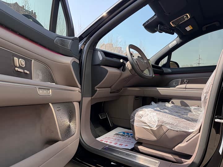 Фото 5 - Nio ES8