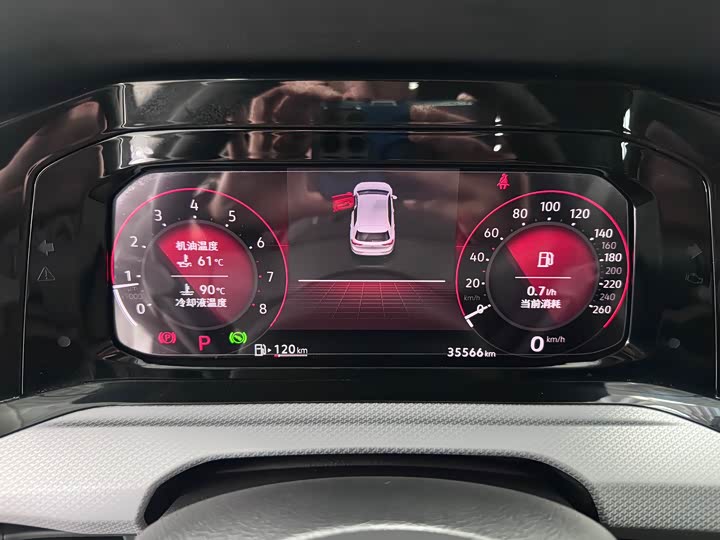 Фото 8 - Volkswagen Golf