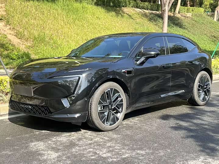 Фото 1 - Avatr 11