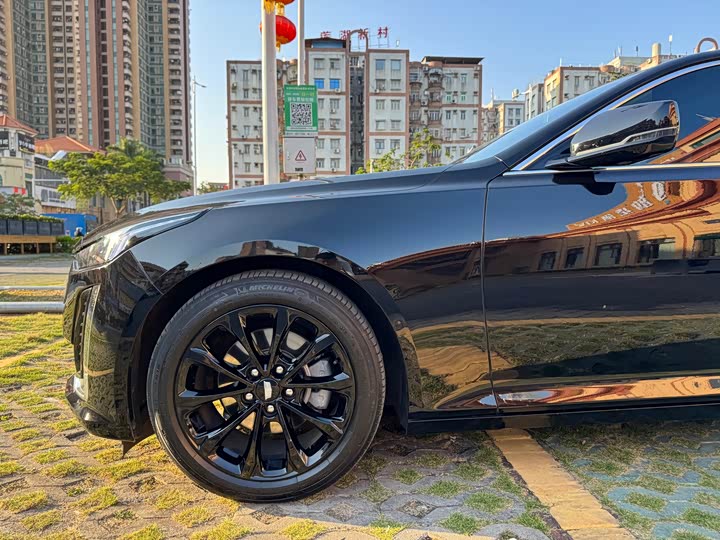 Photo 7 - Cadillac CT5