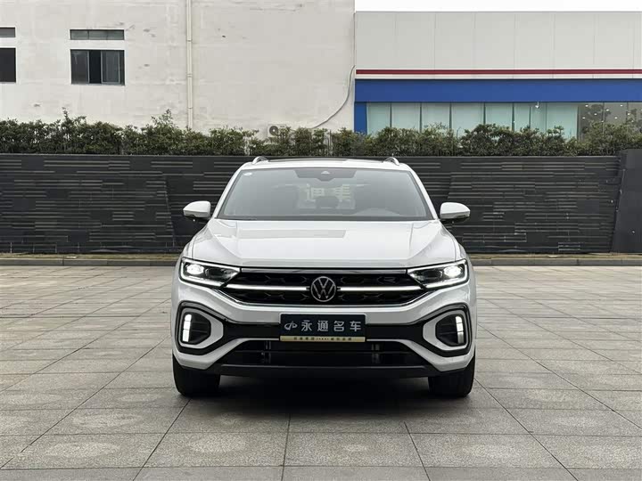 Photo 2 - Volkswagen T-Roc