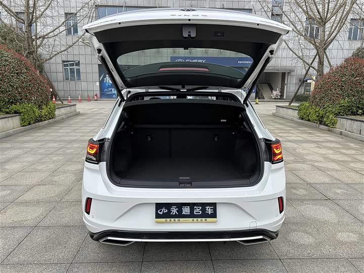 Photo 9 - Volkswagen T-Roc